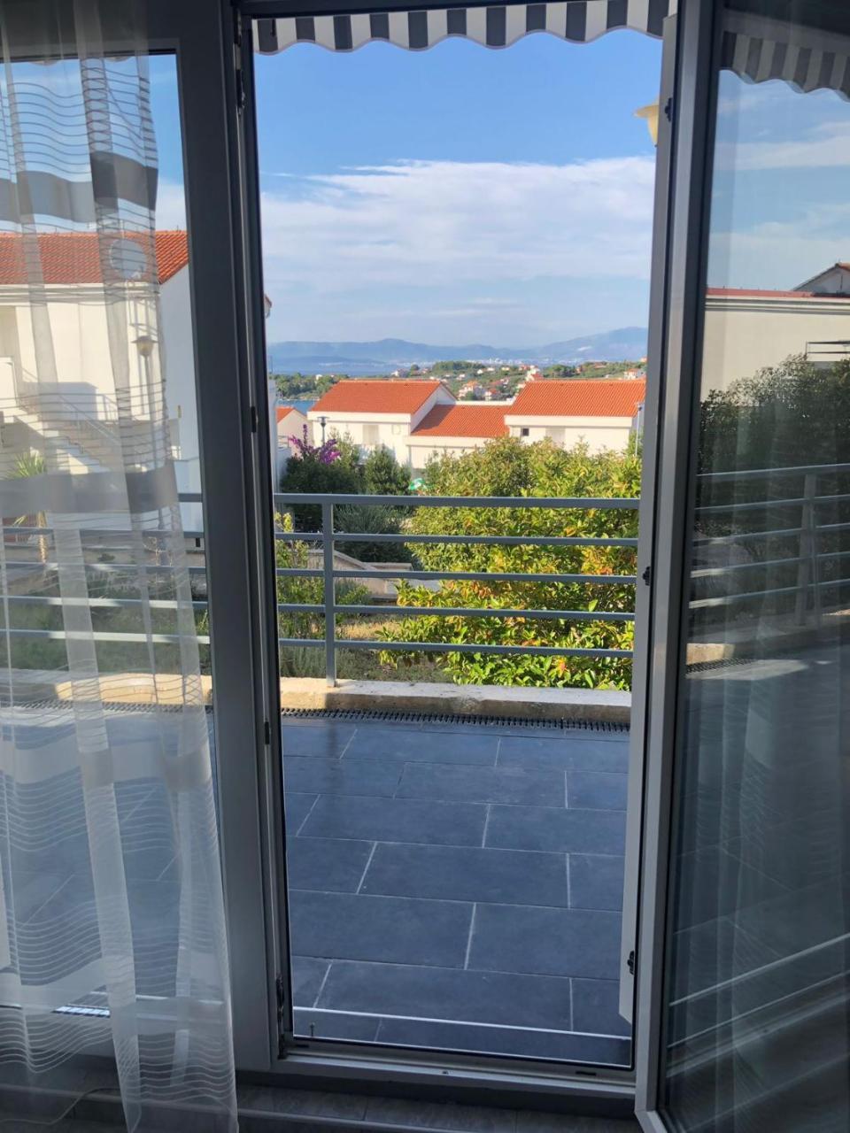 Apartman Ylli Nečujam Eksteriør bilde