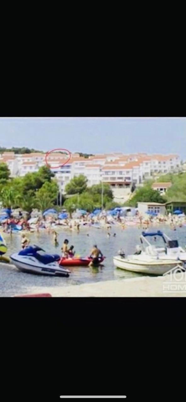 Apartman Ylli Nečujam Eksteriør bilde