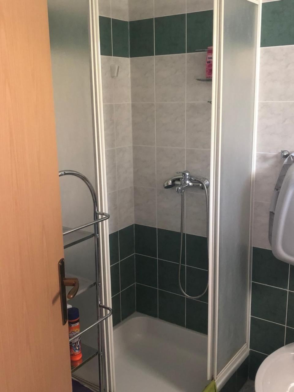 Apartman Ylli Nečujam Eksteriør bilde